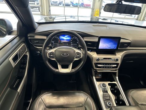 Used 2021 Ford Explorer Timberline image 2
