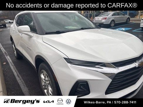 Used 2019 Chevrolet Blazer LT image 2