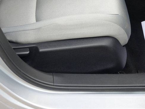 Used 2019 Honda Accord LX image 37