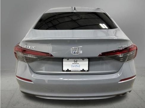 Certified 2025 Honda Civic Sport image 5