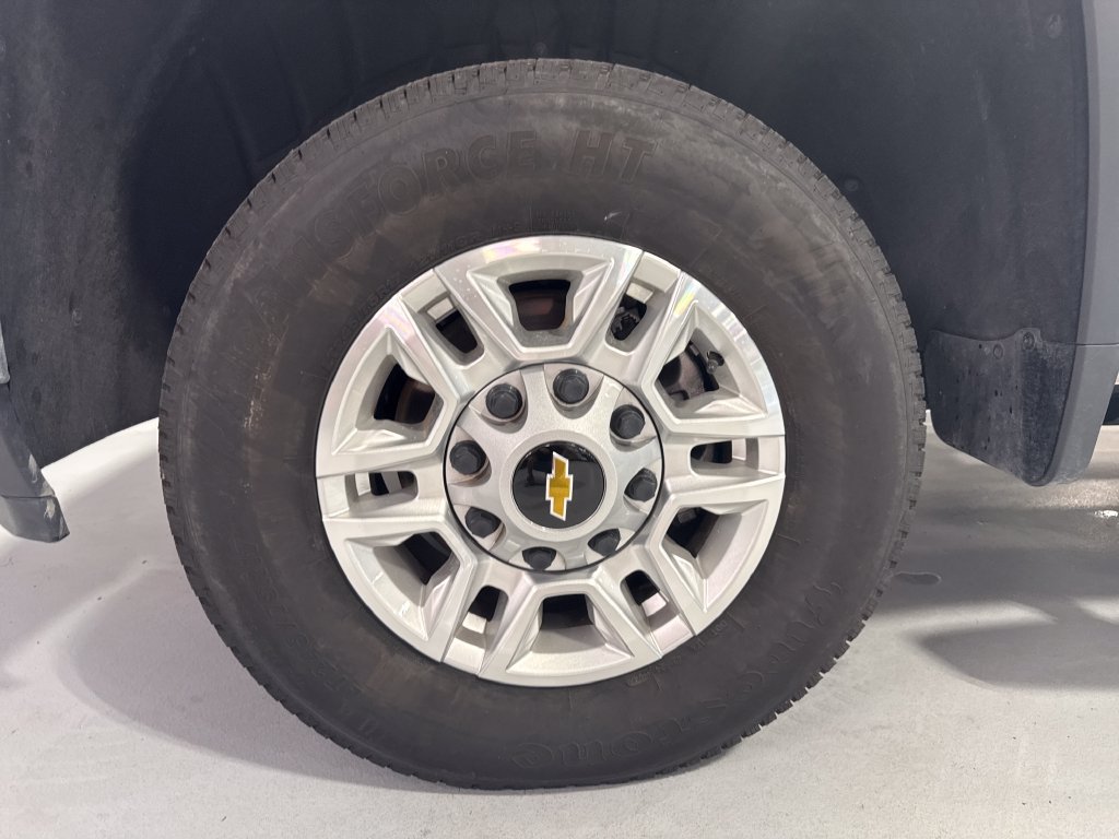 Used 2025 Chevrolet Silverado 2500 LT w/ Convenience Package AWD/4WD image 43