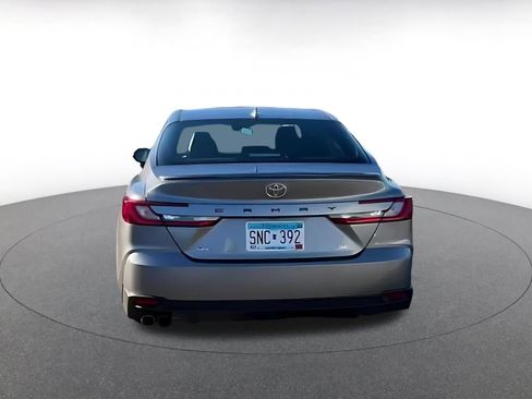 Used 2025 Toyota Camry LE image 12