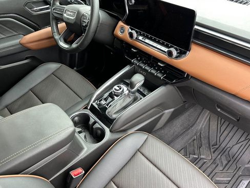 Used 2024 GMC Canyon AT4 w/ LPO, Off Road Lift Package image 18