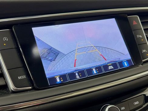 Used 2023 Buick Enclave Avenir w/ Avenir Technology Package image 17