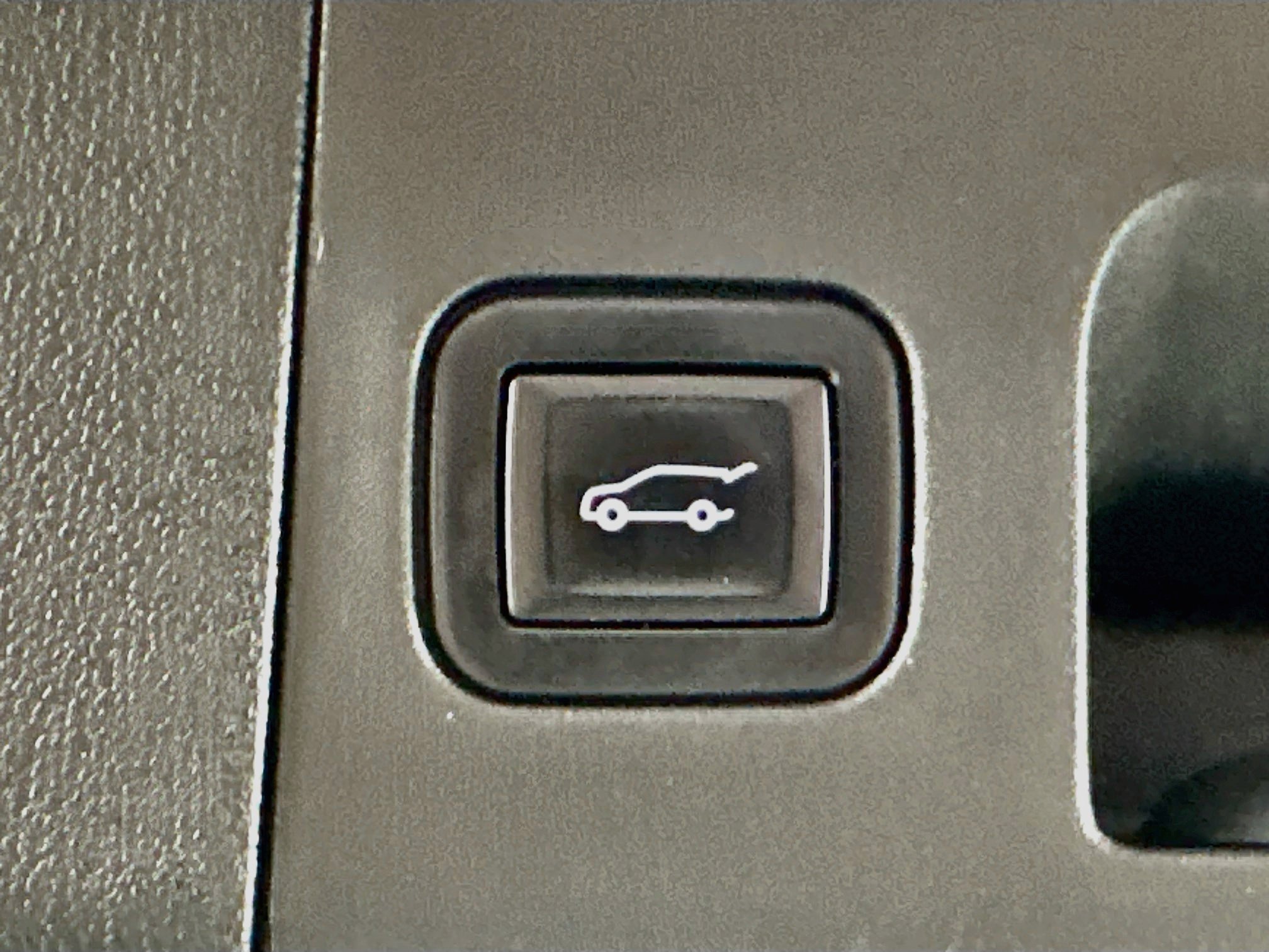 Used 2022 Cadillac XT5 Premium Luxury FWD image 30