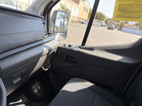 Used 2025 Ford Transit 250 Low Roof w/ Exterior Upgrade Package RWD image 31