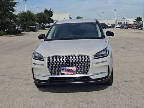 Used 2023 Lincoln Corsair FWD image 3
