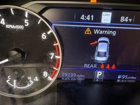 Used 2024 Nissan Altima 2.5 SL AWD/4WD image 31