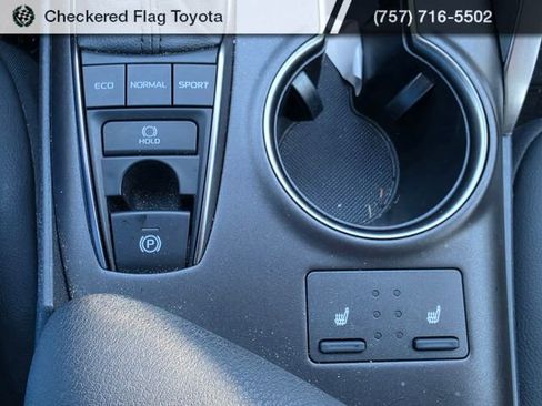Used 2024 Toyota Camry SE w/ Cold Weather Package AWD/4WD image 20
