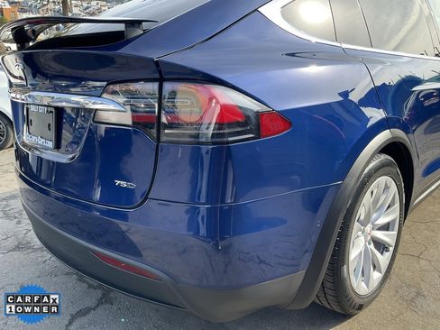 Used 2018 Tesla Model X 75D image 99