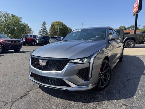 Used 2022 Cadillac CT4 Sport AWD/4WD image 2