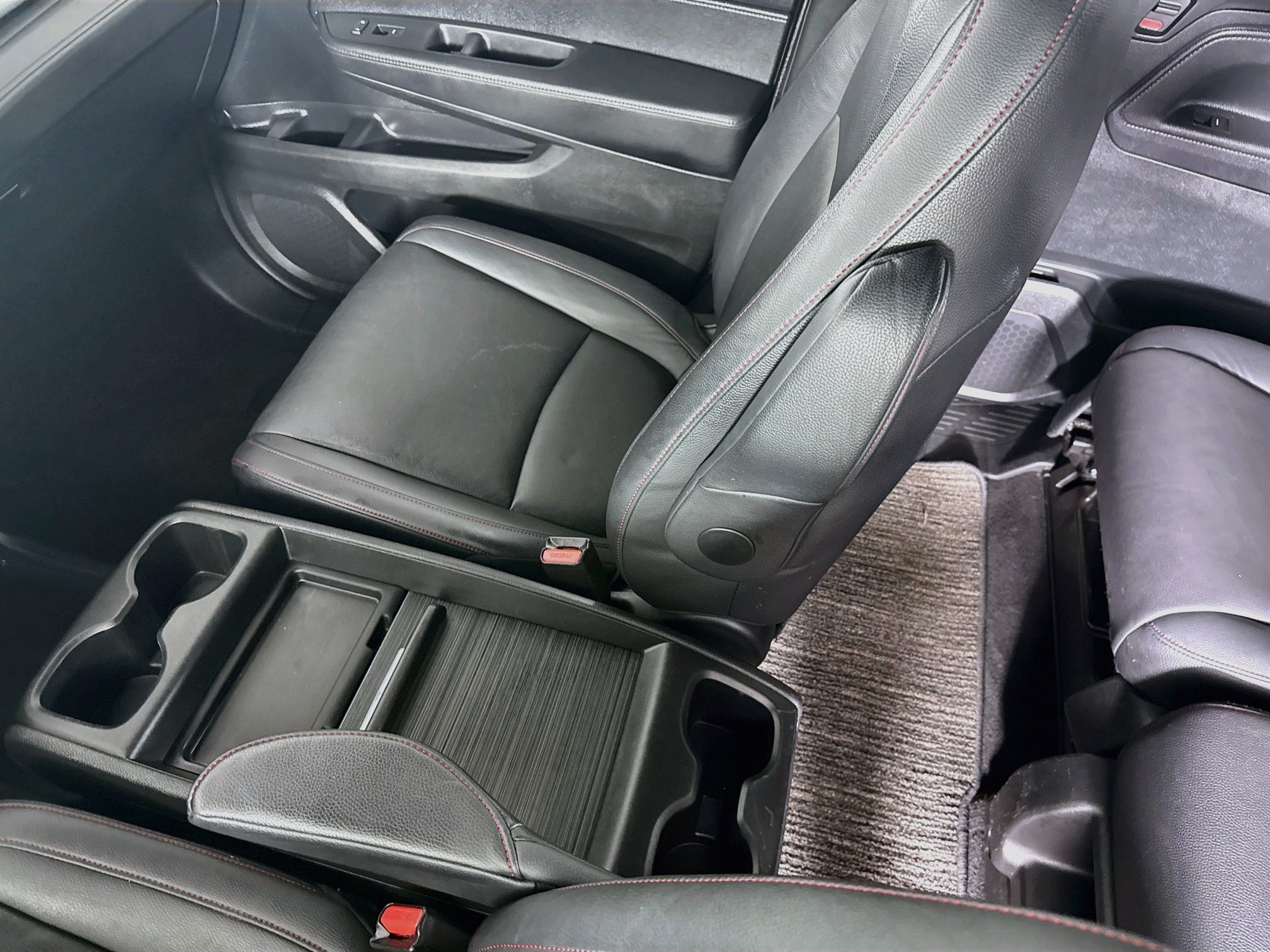 Used 2024 Honda Odyssey Sport image 28