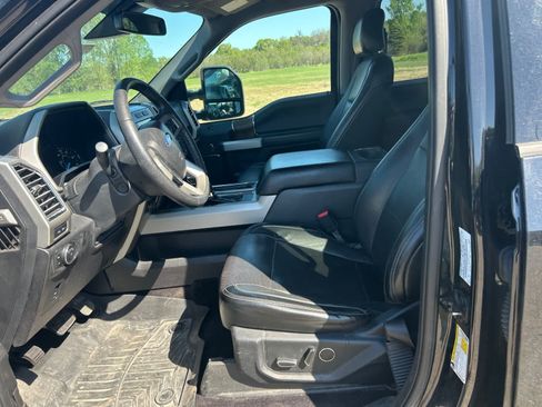 Used 2016 Ford F150 Lariat w/ Equipment Group 502A Luxury AWD/4WD image 9