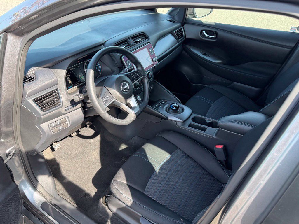 Used 2023 Nissan Leaf S FWD image 12