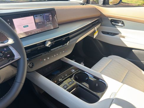 New 2026 Nissan Murano Platinum w/ Cargo Package image 25