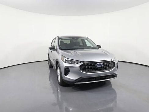 Used 2024 Ford Escape Active FWD image 2