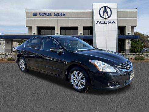Used 2010 Nissan Altima 2.5 SL w/ SL Pkg image 3