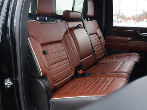 Used 2024 GMC Sierra 2500 Denali Ultimate w/ Max Trailering Package AWD/4WD image 35