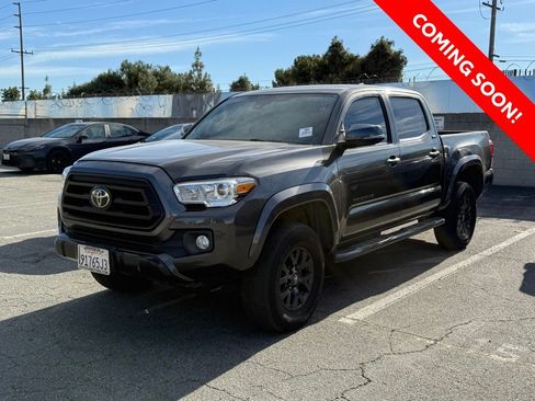 Certified 2020 Toyota Tacoma SR5 image 2