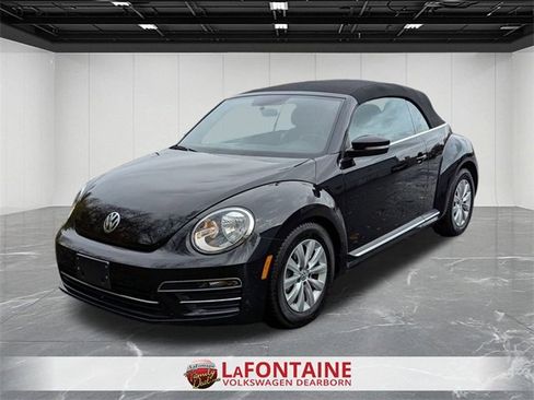Certified 2019 Volkswagen Beetle 2.0T S image 1