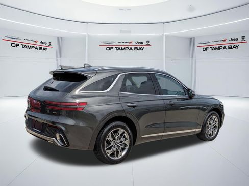 Used 2025 Genesis GV70 2.5T AWD/4WD image 4