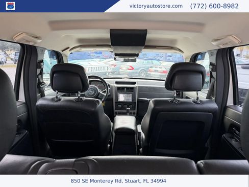 Used 2012 Jeep Liberty Sport image 16