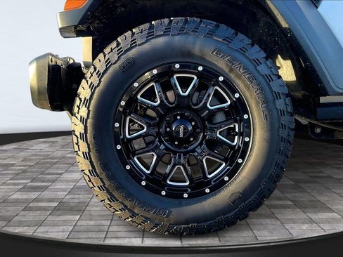 Used 2018 Jeep Wrangler Unlimited Sport image 8