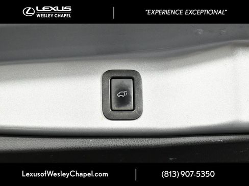 Used 2017 Toyota Highlander Limited image 18