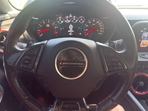Used 2017 Chevrolet Camaro SS image 10
