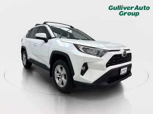 Used 2021 Toyota RAV4 XLE FWD image 13