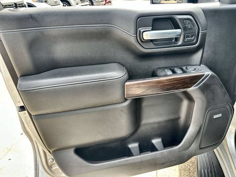 Used 2021 GMC Sierra 1500 SLT RWD image 21