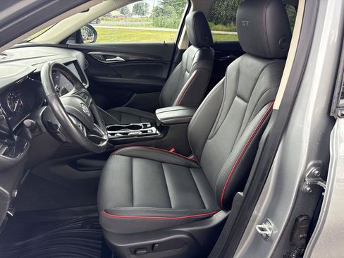 Used 2023 Buick Envision Essence w/ Sport Touring Package AWD/4WD image 14