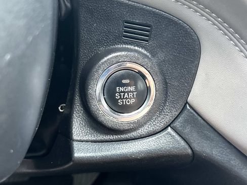Used 2023 Subaru Outback Premium AWD/4WD image 37