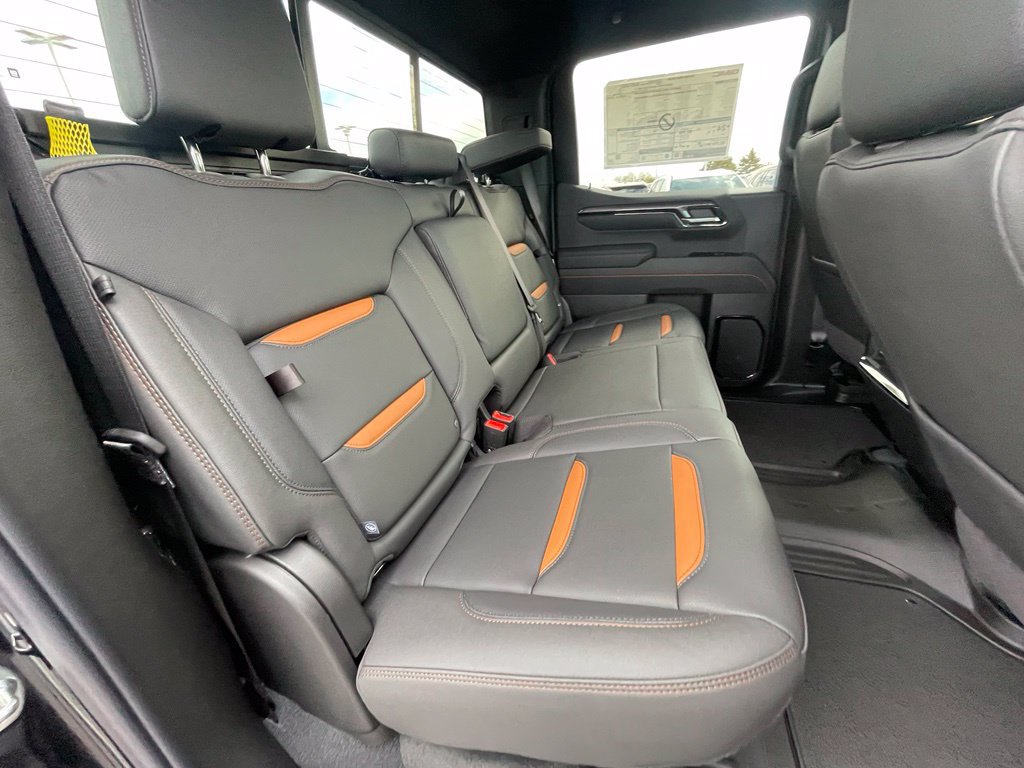 New 2026 GMC Sierra 1500 AT4 w/ AT4 Premium Package AWD/4WD image 29