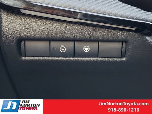 Used 2025 Nissan Kicks SR w/ SR Premium Package AWD/4WD image 24