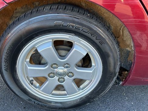 Used 2005 Toyota Prius Hatchback 4D image 25