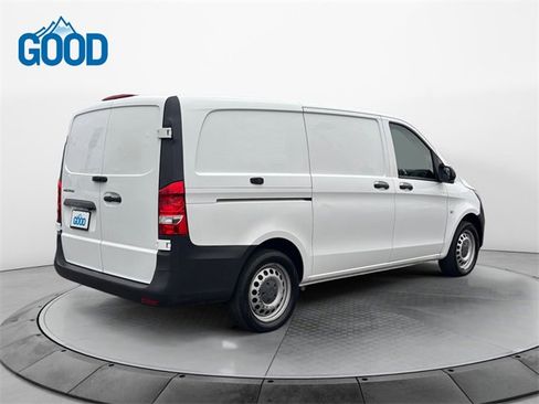 Used 2017 Mercedes-Benz Metris image 5
