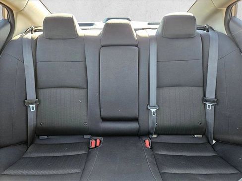 Used 2024 Nissan Altima 2.5 SV image 18