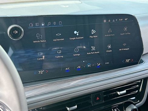 New 2026 Chevrolet Suburban LS image 16