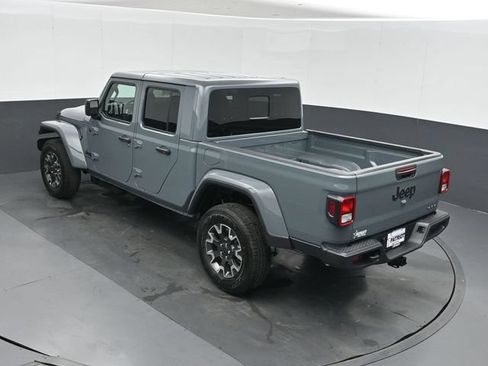 New 2026 Jeep Gladiator Sport AWD/4WD image 33