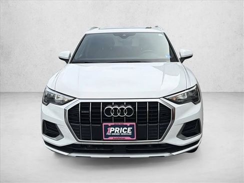 Used 2019 Audi Q3 2.0T Premium AWD/4WD image 2