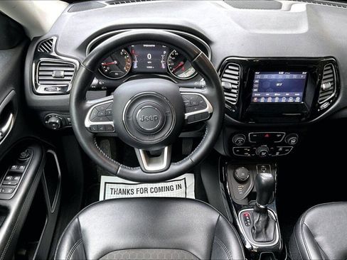 Used 2019 Jeep Compass Latitude AWD/4WD image 7