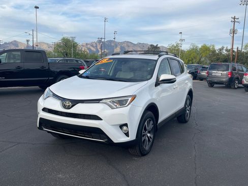 Used 2018 Toyota RAV4 XLE w/ Plus Extra Value Package image 1