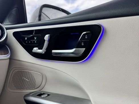 Used 2024 Mercedes-Benz C 300 Sedan image 43