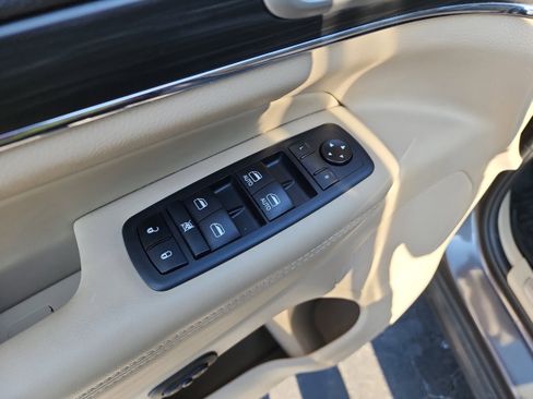 Used 2020 Jeep Grand Cherokee Limited w/ Trailer Tow Group IV image 15