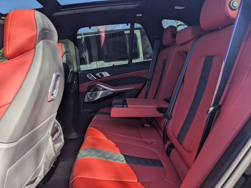 Used 2025 BMW X5 M Competition w/ Executive Package image 14