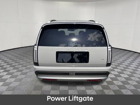 New 2026 Hyundai Ioniq 9 SE AWD/4WD image 5