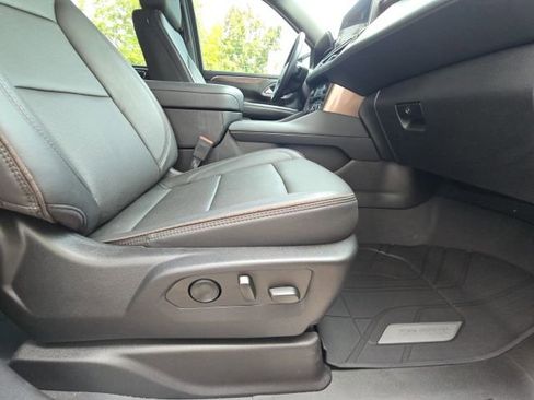 Used 2022 Chevrolet Tahoe High Country image 21