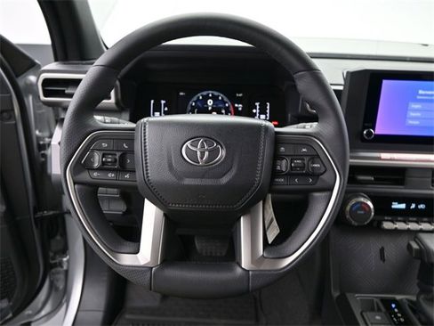 New 2026 Toyota 4Runner SR5 image 5
