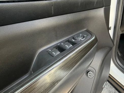 Used 2017 GMC Acadia SLT FWD image 10